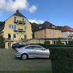 Strandhaus/Strandweg