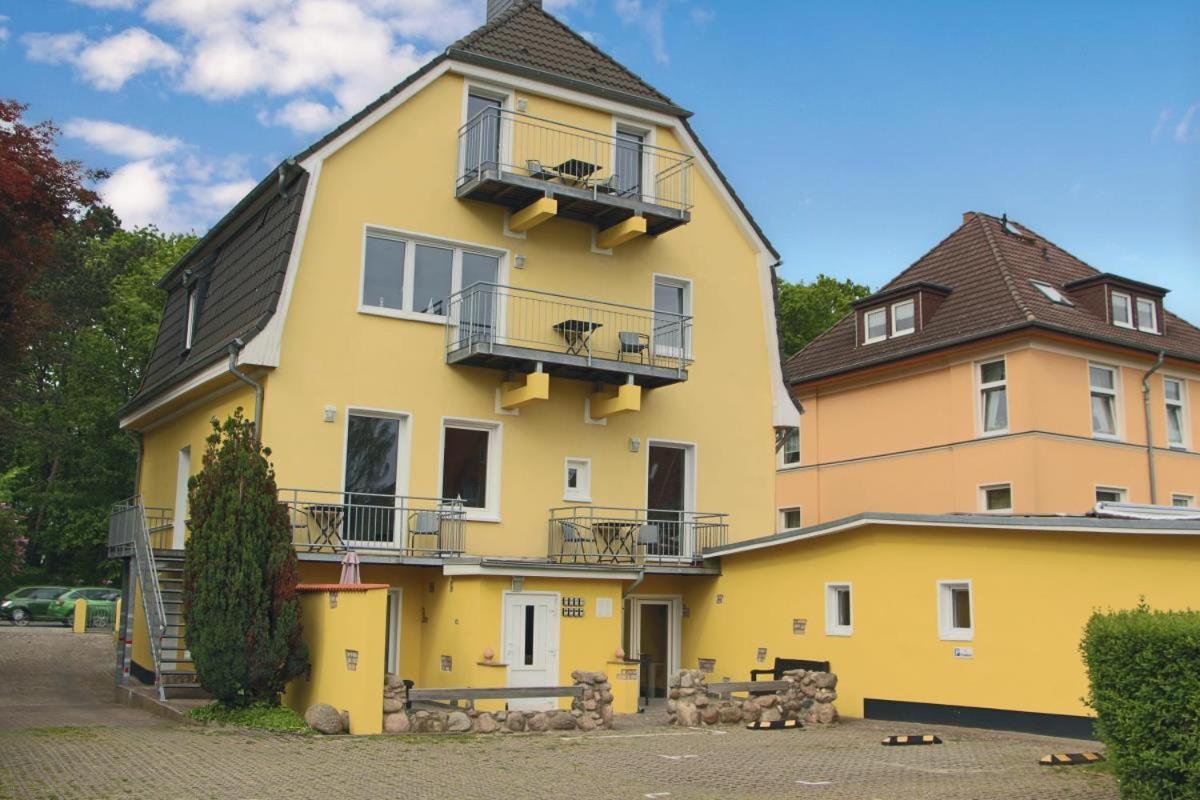 Strandhaus/strandweg Apartment Rostock